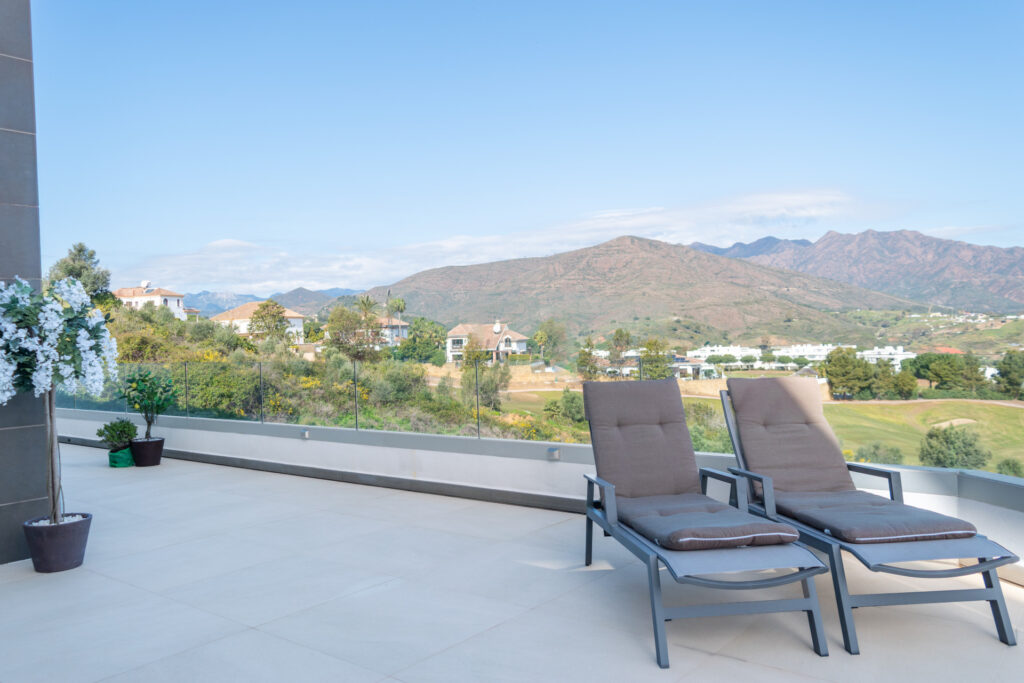 Extraordinary apartment with huge terrace & panoramic views In La Cala Golf Resort