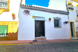 Charming Andalusian Detached House in Estepona’s Historic Centre