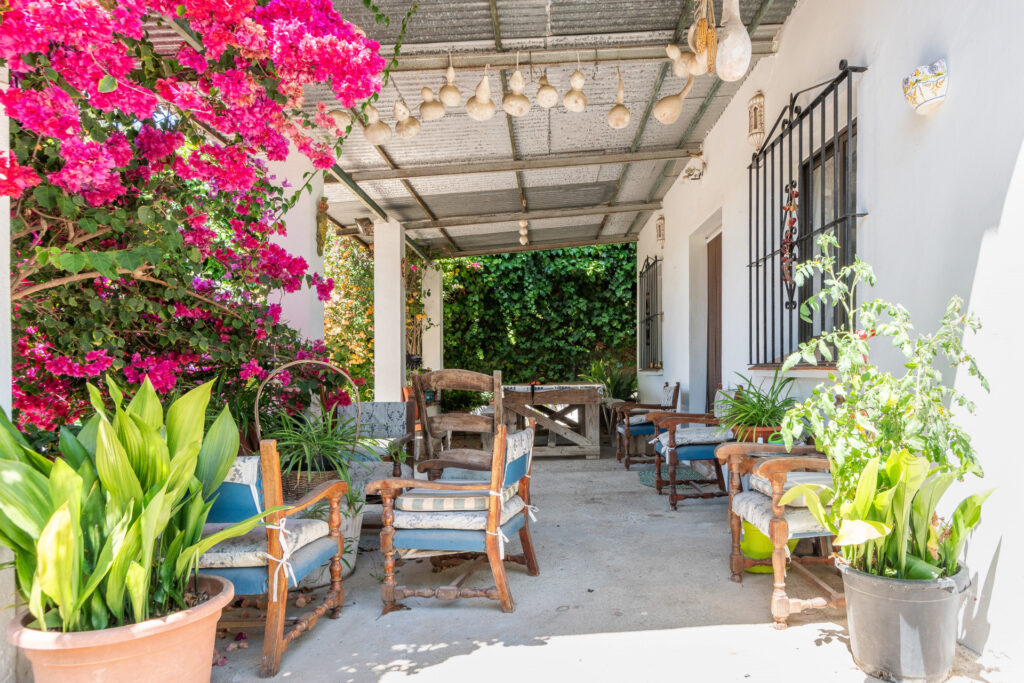 Charming Finca with a beautiful garden In Estepona