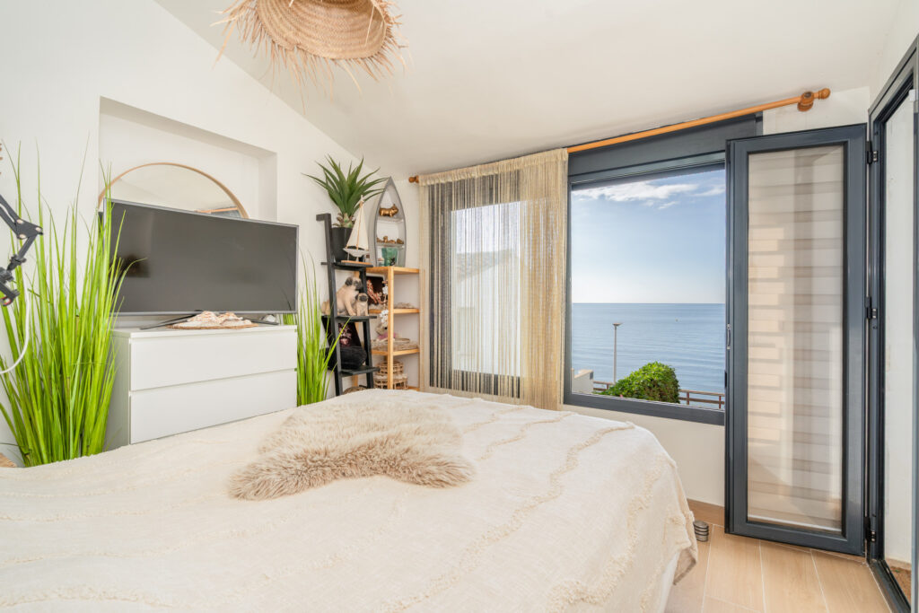 El Pirata – Beachfront Townhouse In El Pirata