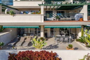 Luxurious Ground Floor Apartment in Lorcrimar, Nueva Andalucia