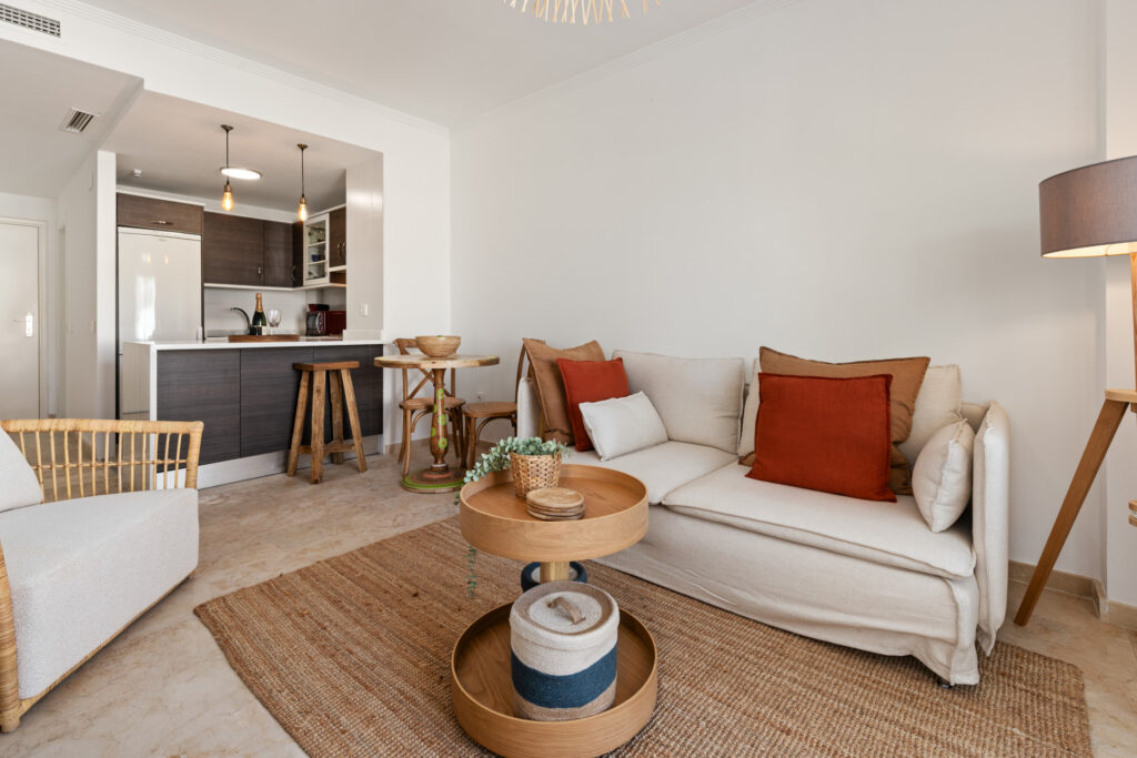 Elegant Two-Bedroom Apartment in Manilva In Manilva