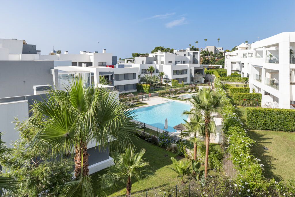 Penthouse In Vanian Green Village Estepona East Estepona