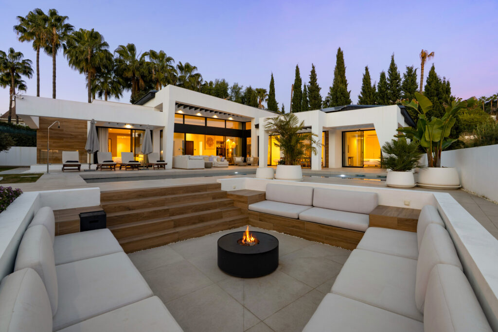 Villa In Los Naranjos Nueva Andalucia Marbella