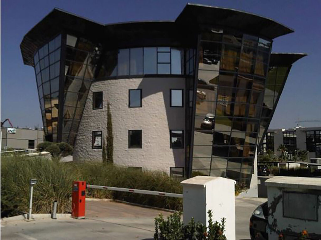 Apartment Complex Polígonos