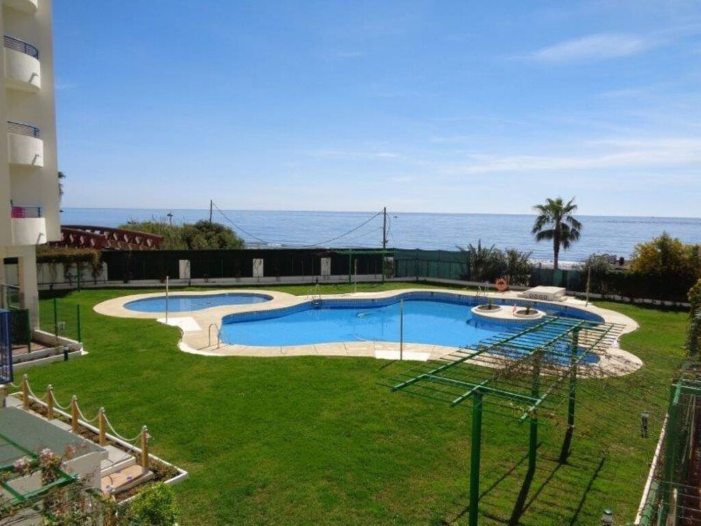 Middle Floor Apartment Marbella