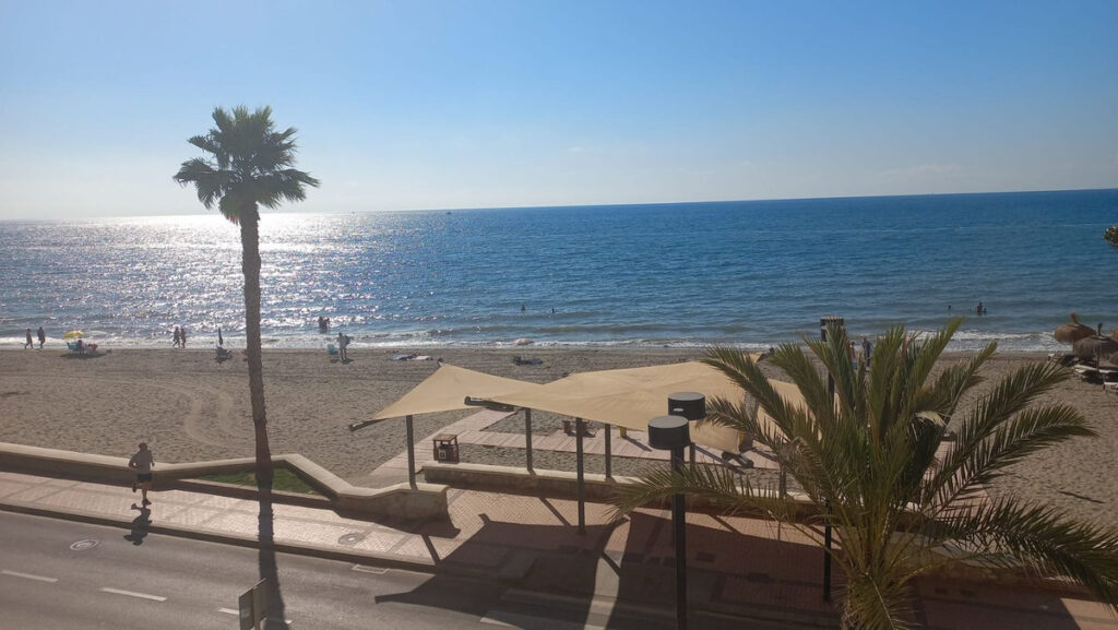 Middle Floor Apartment Fuengirola