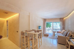 Middle Floor Apartment Estepona