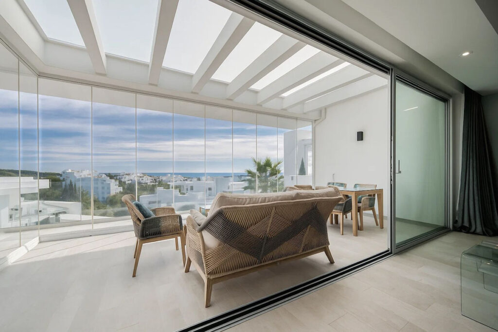 Middle Floor Apartment Estepona