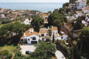 Detached Villa El Candado