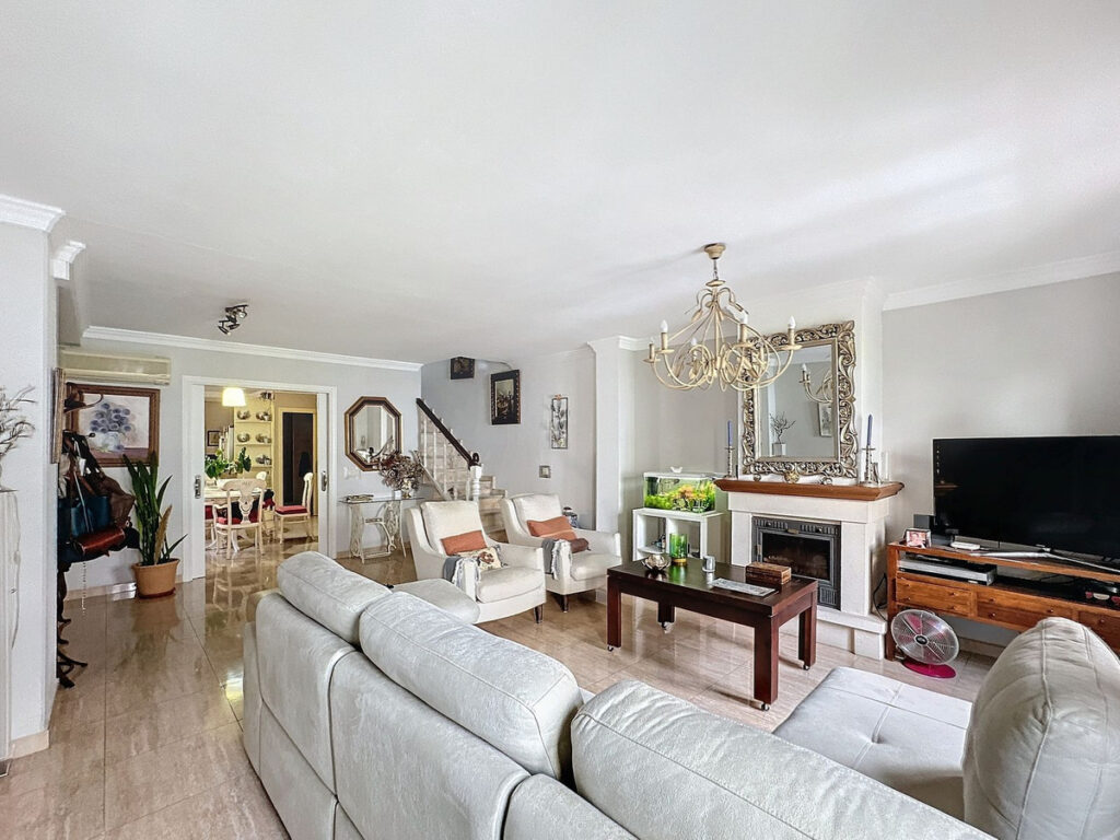 Semi-Detached House Estepona