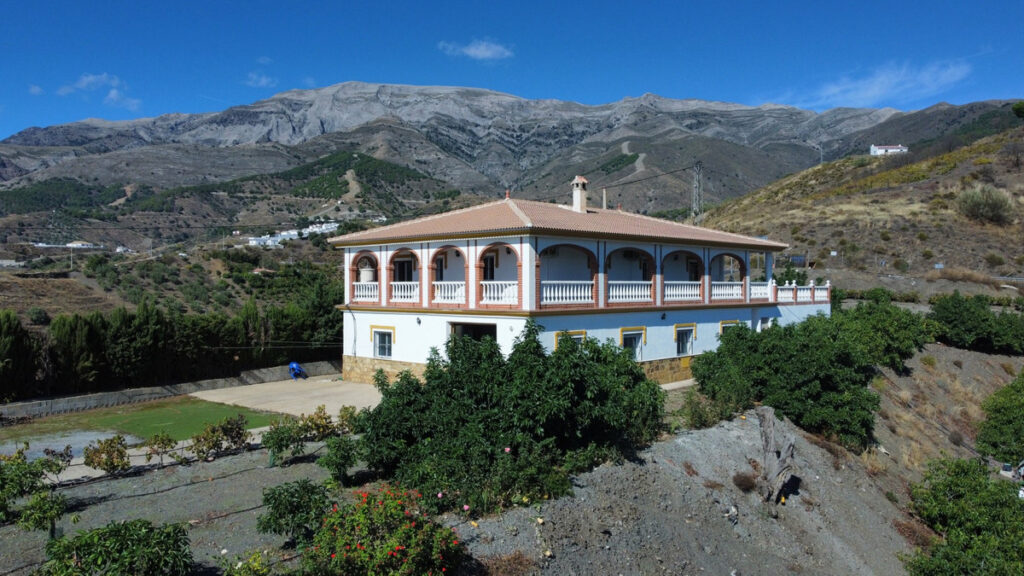 Detached Villa Sedella