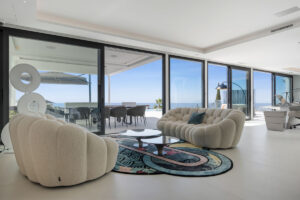 Detached Villa El Paraiso