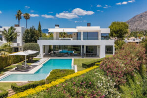 Detached Villa The Golden Mile