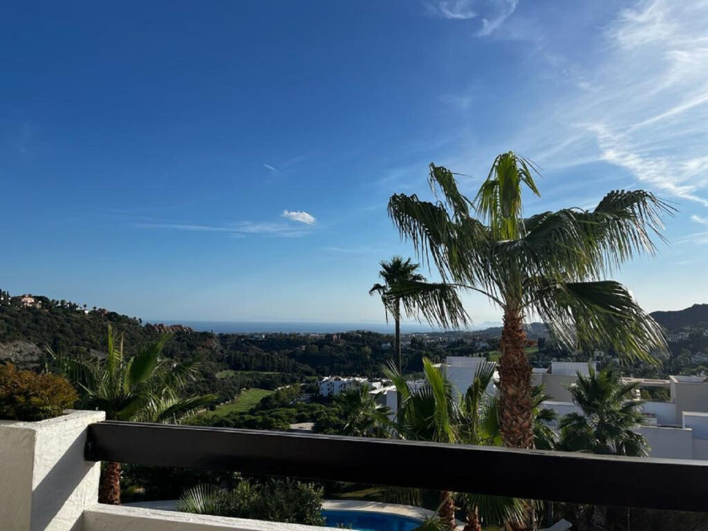 Middle Floor Apartment Benahavís