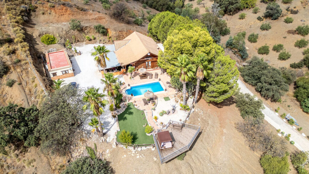 Finca – Cortijo Alhaurín el Grande