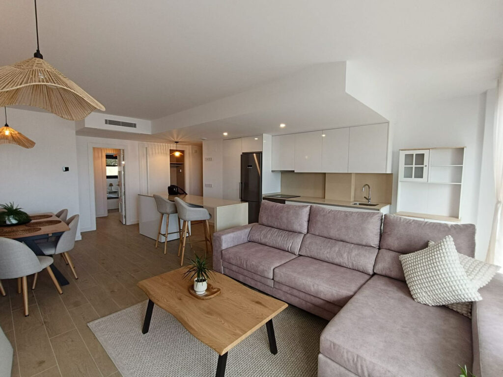 Middle Floor Apartment Estepona