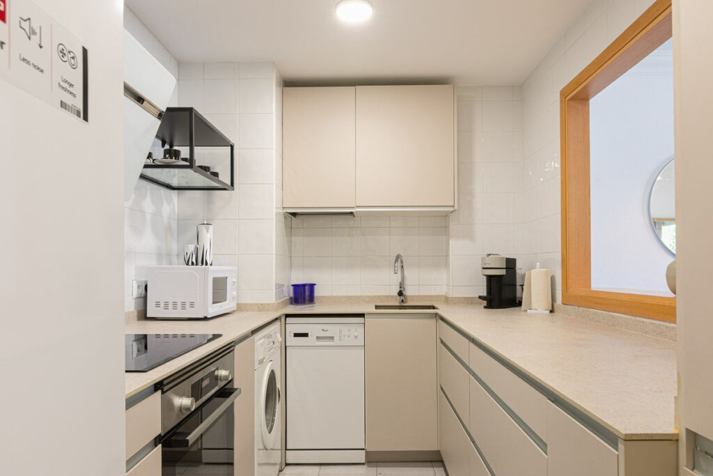 Middle Floor Apartment Puerto Banús