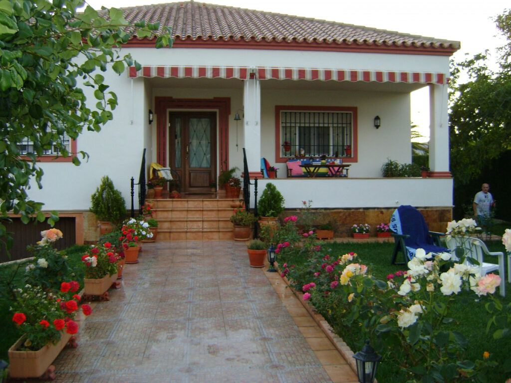 Detached Villa Cuevas del Becerro