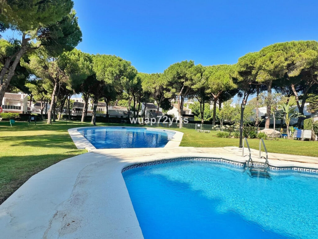 Semi-Detached House Benamara