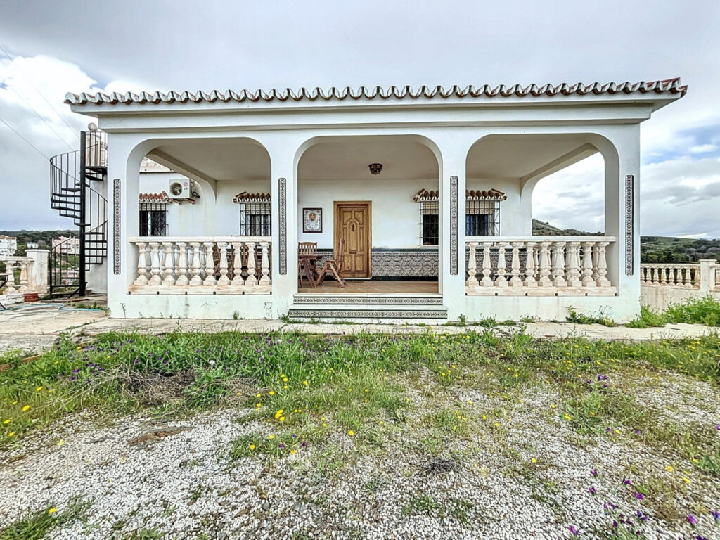 Detached Villa Chilches