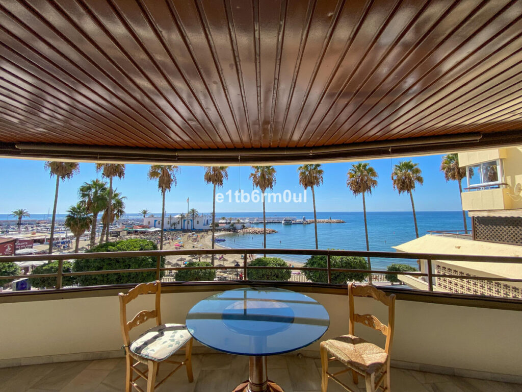 Middle Floor Apartment Marbella