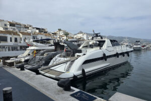 Mooring Puerto Banús