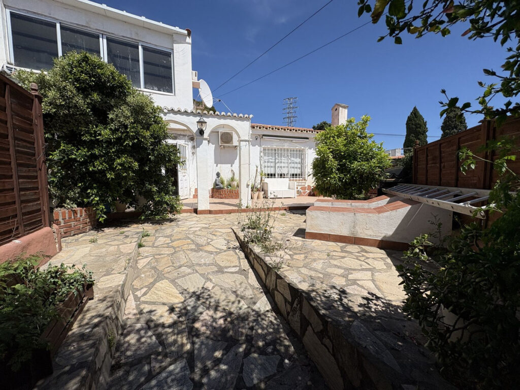 Semi-Detached House Torreblanca