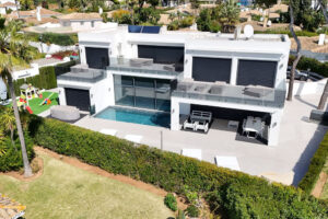 Detached Villa Los Monteros