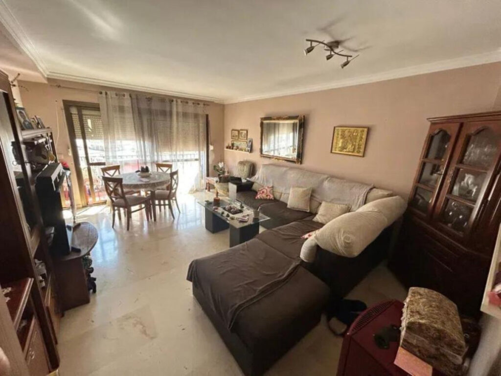 Top Floor Apartment Estepona