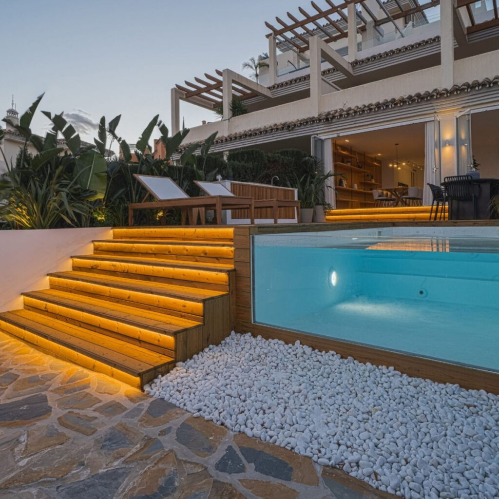 Middle Floor Apartment Nueva Andalucía