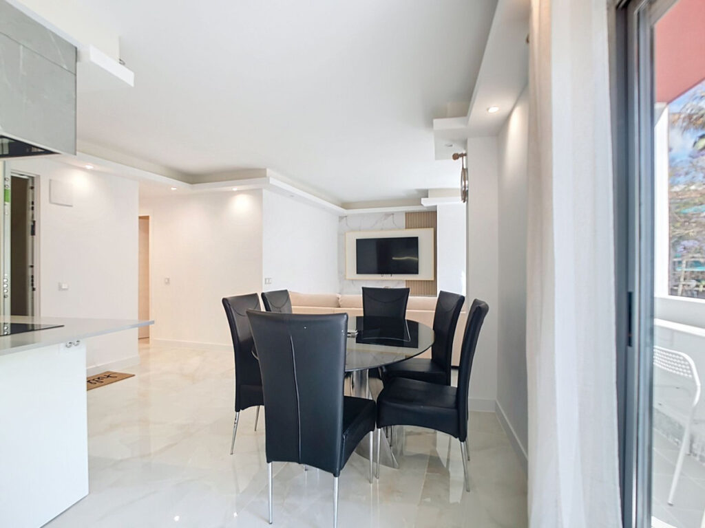 Middle Floor Apartment Estepona