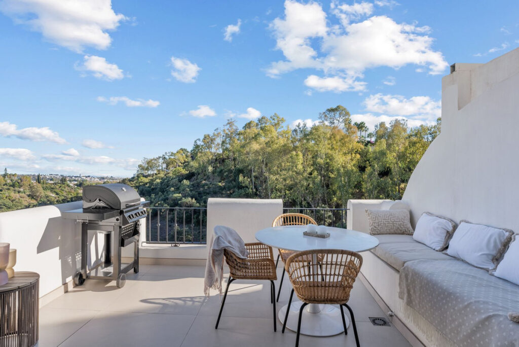 Middle Floor Apartment Benahavís