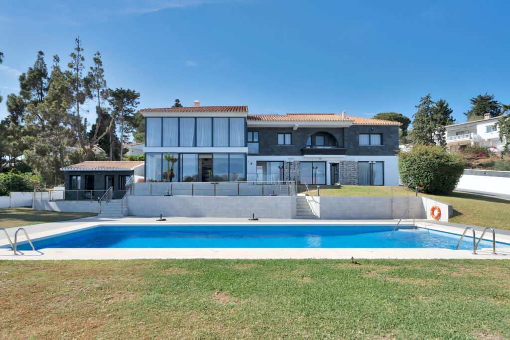 Detached Villa El Chaparral