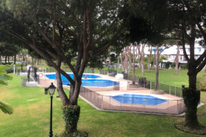 Middle Floor Apartment Puerto Banús