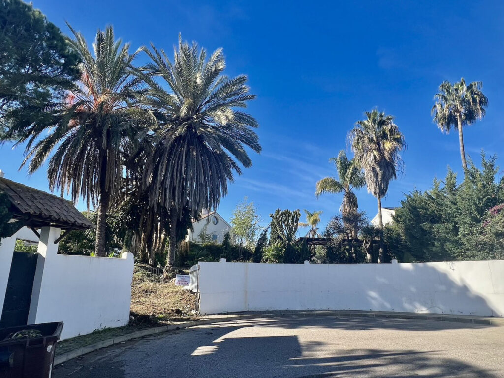 Residential Plot Guadalmina Baja