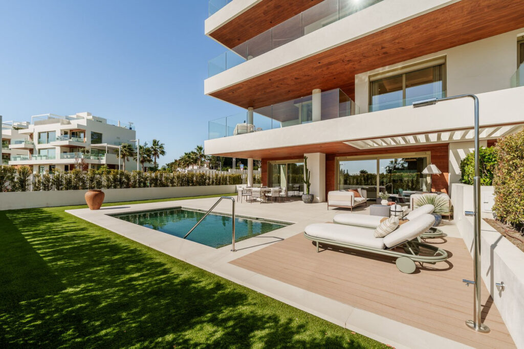 Ground Floor Apartment The Golden Mile