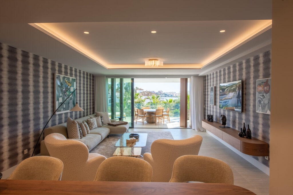 Middle Floor Apartment Estepona