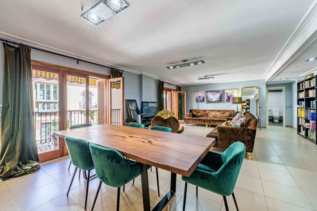 Middle Floor Apartment Centro Histórico