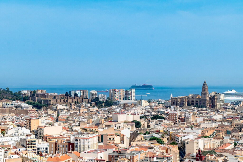 Middle Floor Apartment Málaga