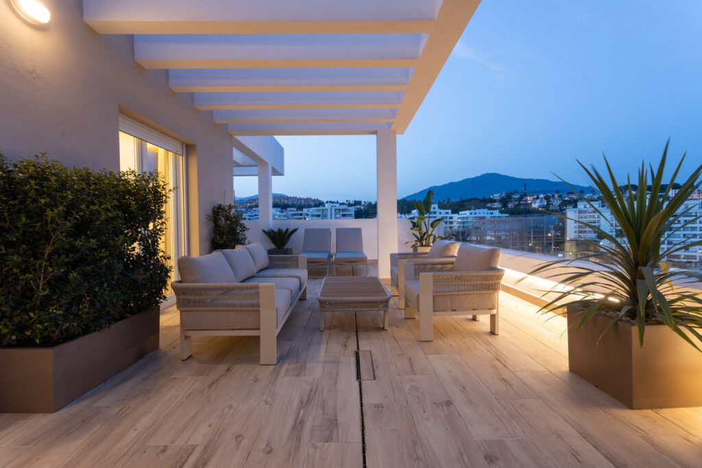 Middle Floor Apartment Nueva Andalucía