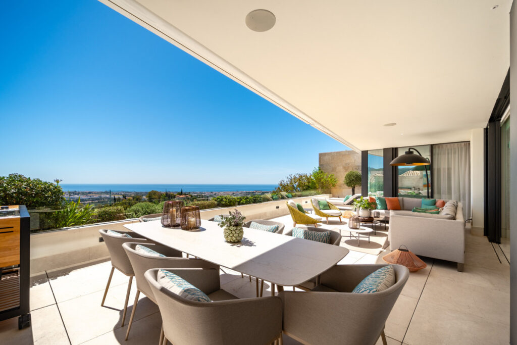 Middle Floor Apartment La Quinta