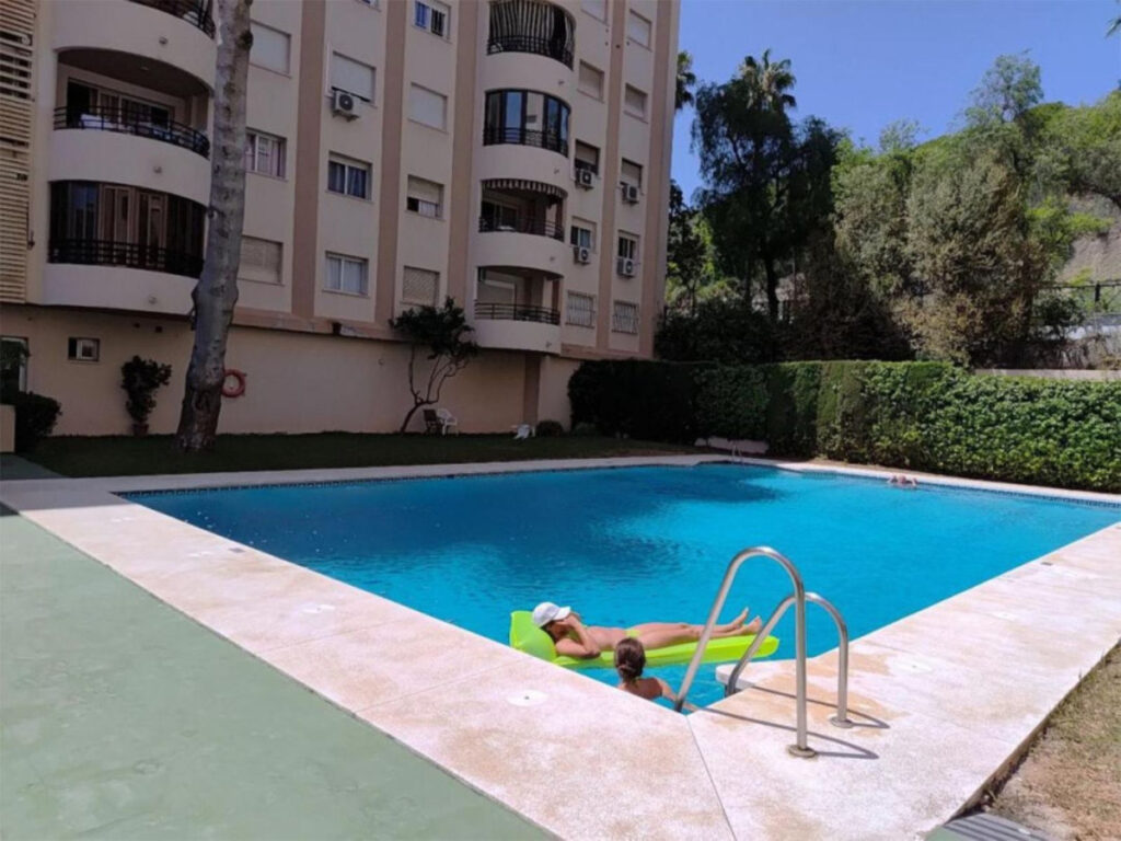 Middle Floor Apartment Marbella