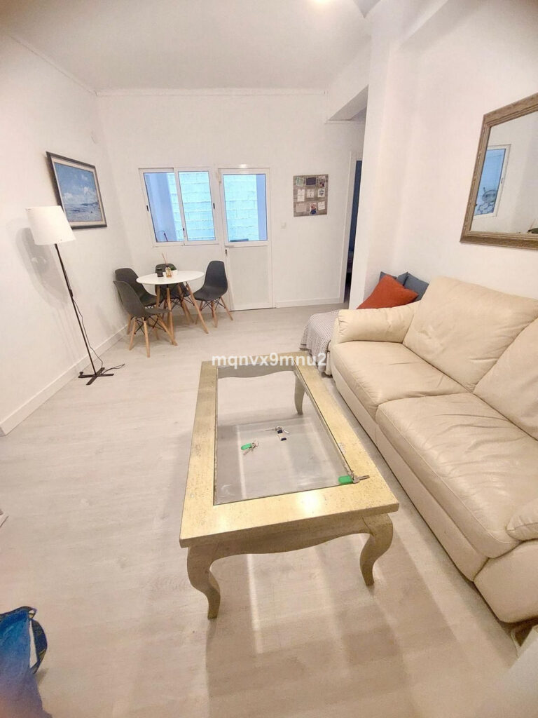 Middle Floor Apartment Centro Histórico