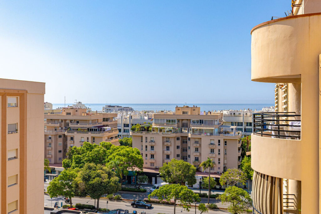 Top Floor Apartment Marbella