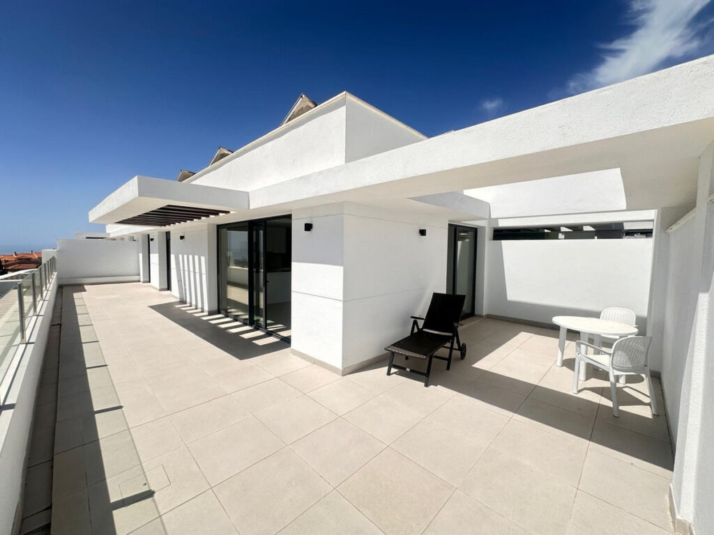 Penthouse Calanova Golf