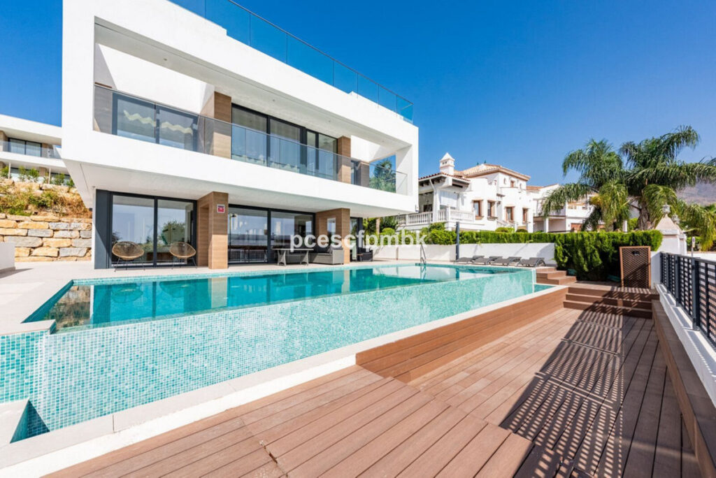 Detached Villa Estepona