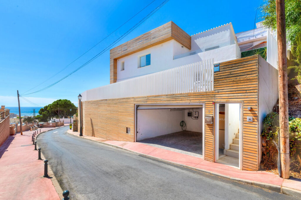 Detached Villa Torreblanca