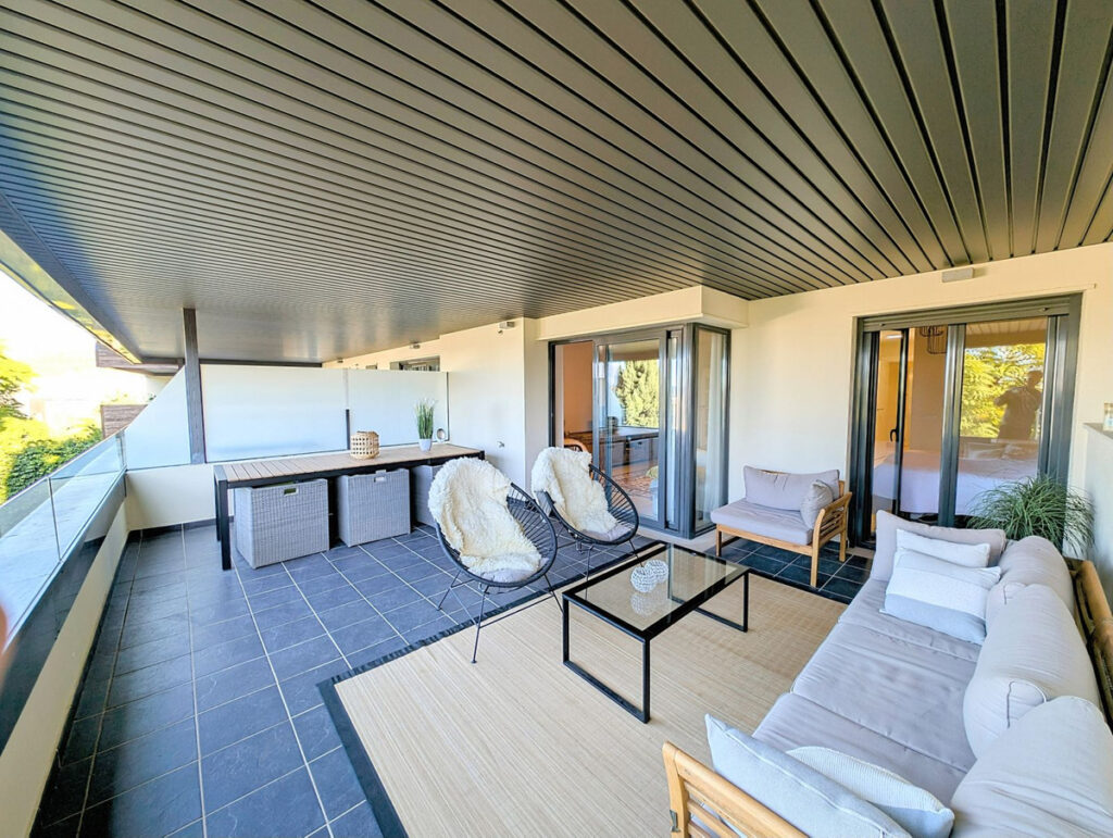 Middle Floor Apartment Los Flamingos