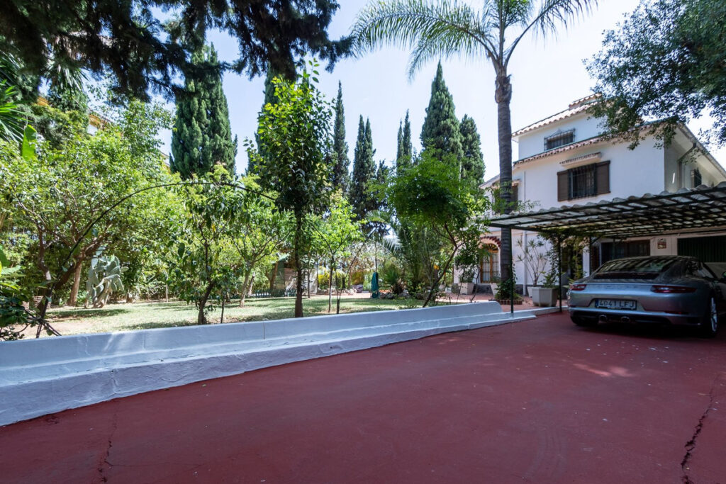 Detached Villa Marbella